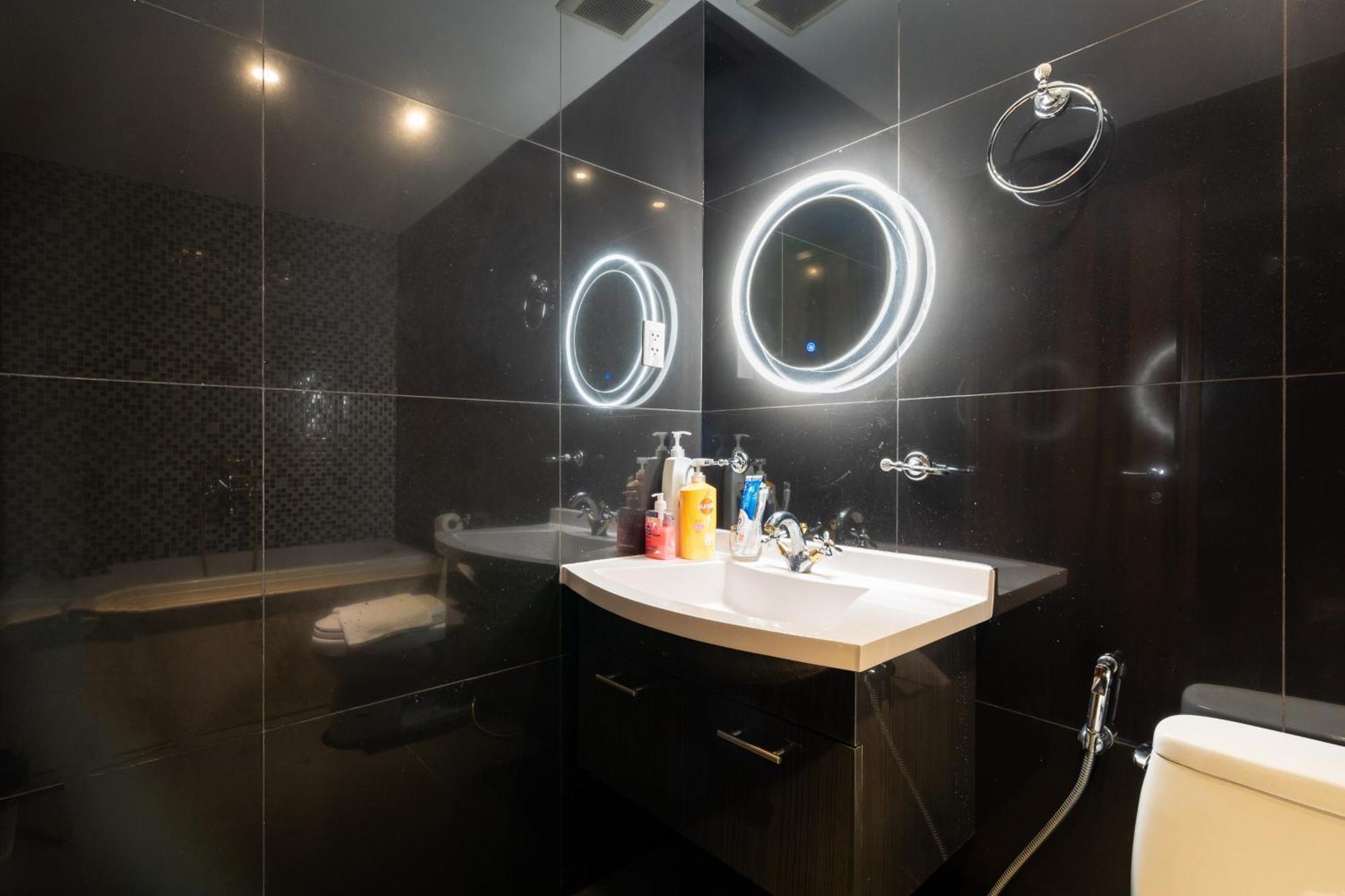 Leman Luxury Apartment By M Suites Хошимін Екстер'єр фото