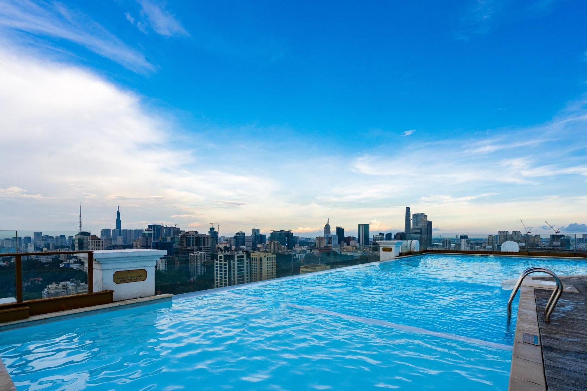 Leman Luxury Apartment By M Suites Хошимін Екстер'єр фото
